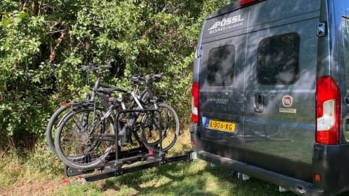 Bus camper PÖSSL, 2 length beds, 2 seats