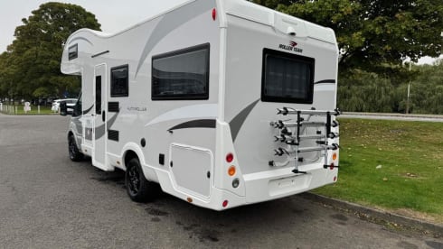 6 berth Roller Team Auto Roller 746