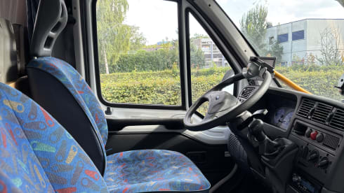 Echte gezinscamper – 6p Hymer alcove from 2000