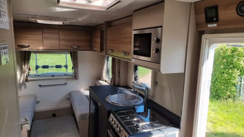 Ronnie – 6 berth Fiat Swift 486 from 2023