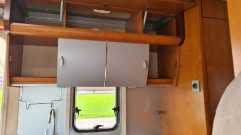 4p Niesmann + Bischoff integrated from 2008