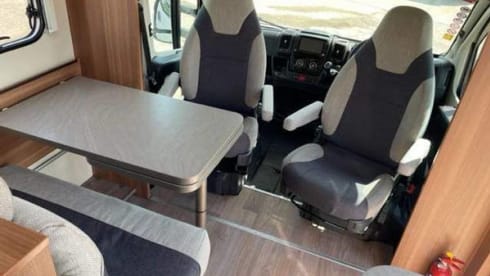 Molly – Molly - Family Ready - Fully Insured - 4 Berth - Dog Friendly 