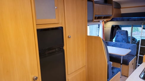 6p Fiat Dethleffs with air conditioning and large bicycle rack 