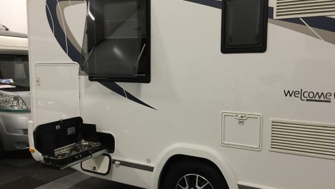 Beautiful Chausson camper for rent, built in 2016