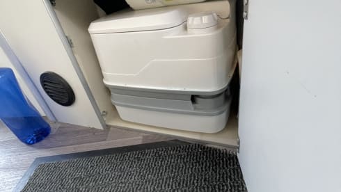 Ford Nugget Den Hoorn – SuperFord Nugget 4 persons 2021