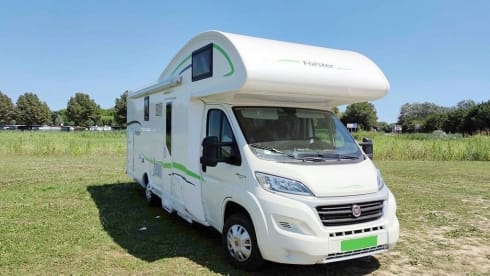 Forster – Rent a Family Camper