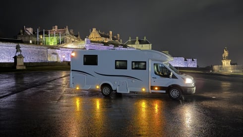 4 berth Roller Team semi-integrated from 2022