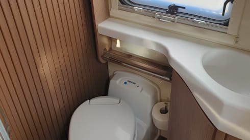 Complete 4 person family camper!