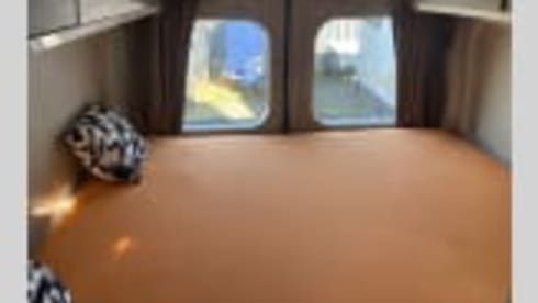 Vany  – Residential camper self-sufficient