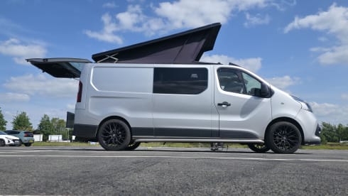 4 berth Renault campervan from 2015