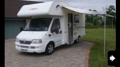 N and C – 5 berth Fiat bus from 2005