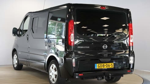 4-person Nissan Camper diesel Automatic from 2011