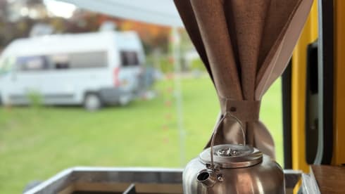 Ons Busje – 2p Volkswagen bus uit 2010