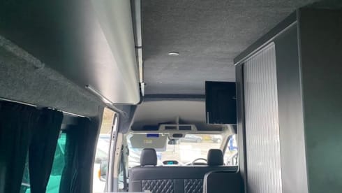 4p Luxury Campervan 