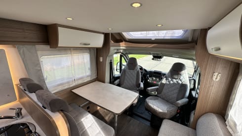 4p Carado semi-integrated from 2022