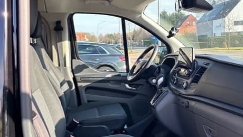 Betsy – 4-Sitzer Ford-Campervan ab 2022