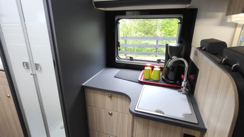 Sun Living S 75 SL – Very nice, spacious, luxurious, clean and fully furnished
