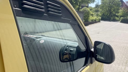 Mr.Yellow – VW T5.2 2.0TDI 