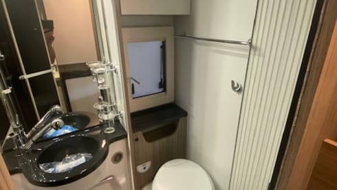 Beni Compact Family van – 6 berth Benimar alcove from 2024