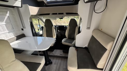 4p Benimar semi-integrated uit 2025