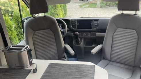 Ira 1 – VW Grand California