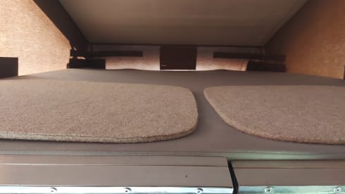 Butler – 4p Renault campervan from 2009