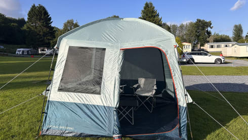 Quantum  – 3/4 Berth Volkswagen Campervan 