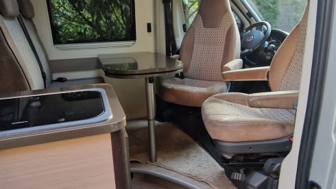 Camino – Sporty Campervan (2p), ready for adventure