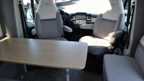 11 LMC Tourer 730 – 11 LMC Tourer 730