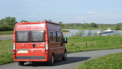 Safari kampeerbus – Red Sien, to fall in love with