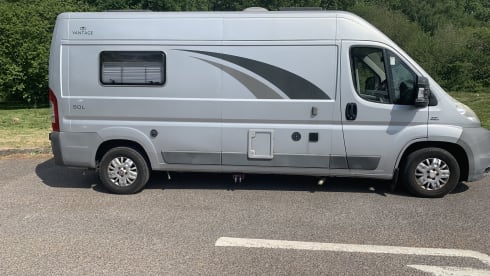 2 berth Vantage Sol from 2011 for ease of living on the road