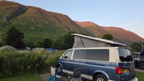Bluebell  – Campervan VW T6 a 4 posti letto e 4 cinture di sicurezza 