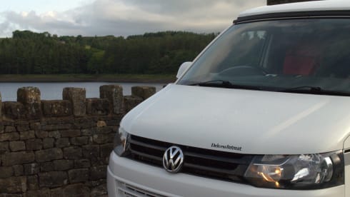 Mabel – 4 berth Volkswagen campervan from 2012
