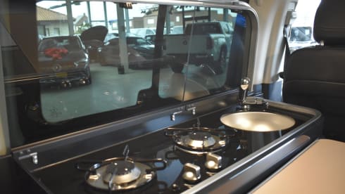 Marco Polo – Volkswagen T6 California Ocean campervan a 4 posti, cambio automatico