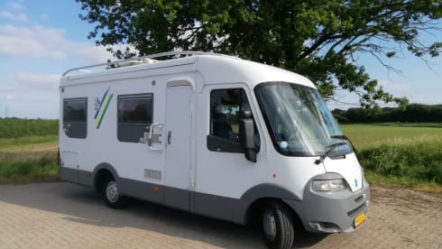 Onze 'Koos', een tof campertje!  – 2p Fiat integrated from 2002