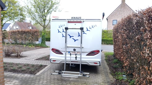 2p - 5 étoiles Knaus semi-intégré à partir de 2024