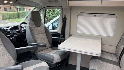Billy – 4 berth Fiat Expedition 67 Flex 2025 model