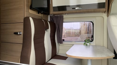 2p Fiat bus from 2018