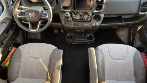 Adria Compact DL AUTOMATIC