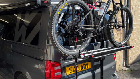 Swampy – Volkswagen Transporter T6 Campervan (4 Berth)