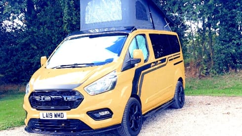 Bumblebee – 4 berth Ford campervan from 2019