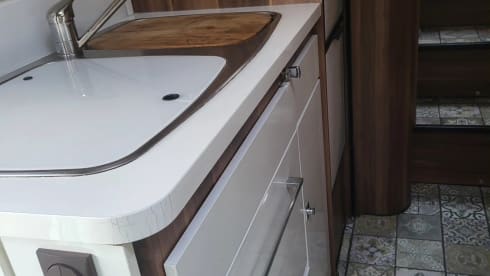 De Wildcamper – 4p Fiat alcove from 2016