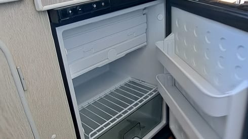 2p Peugeot bus with toilet