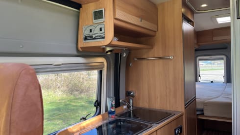  Pössl 2Win Fixed bed, Air conditioning, Single beds - Kingsize bed