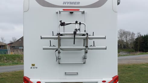 Kap – 4 person Hymer integrated with length beds!