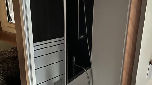 2p Adria Mobil semi-integrated uit 2018