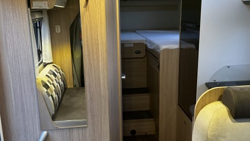 Spacious mobile home with all comfort