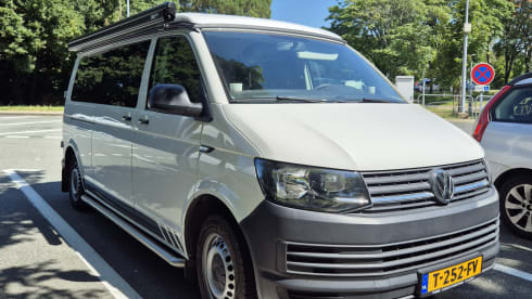 Zeeland Camper – Volkswagen T6 bus camper 2017