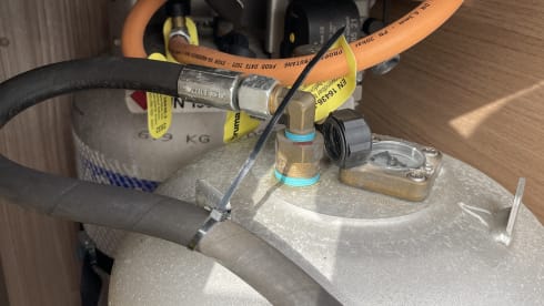 2P semi-integraal CARADO V337 compact