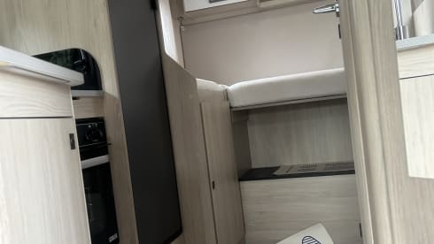 4 Berth Ford Autotrail Tribute like brand new! 